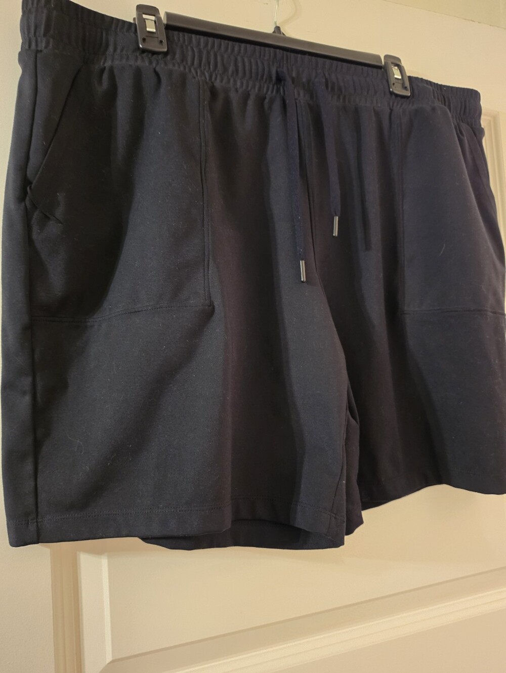 Mondetta Women's Shorts In Black